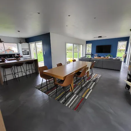 Maison Moderne 180 M2, A 10 Min Du Circuit Des 24h Du Mans Villa Fatines