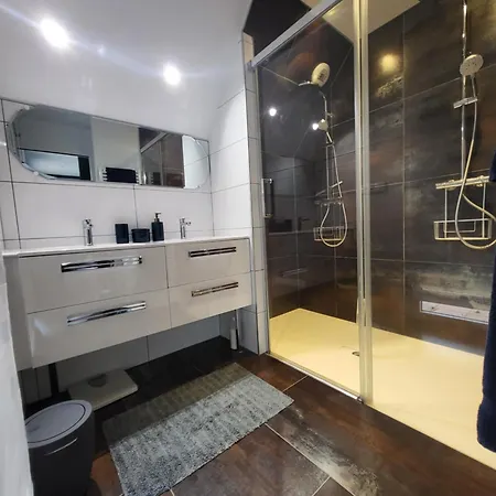 Maison Moderne 180 M2, A 10 Min Du Circuit Des 24h Du Mans Fatines